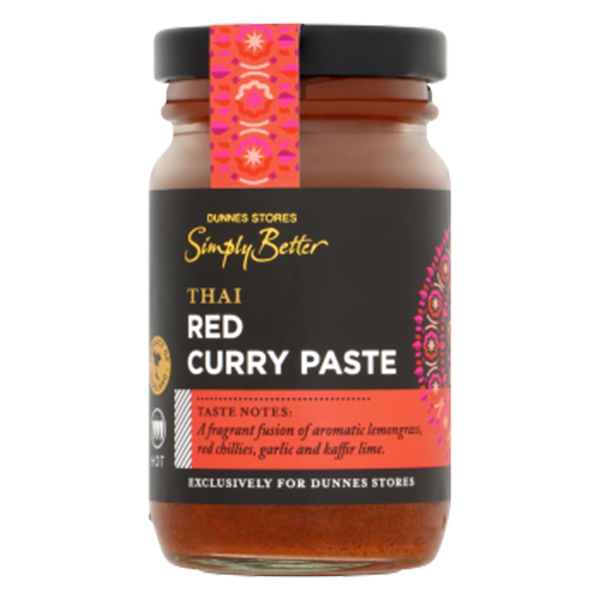 Jar of Dunnes Stores Simply Better Thai Red Curry Paste, featuring taste notes of lemongrass, red chilies, garlic, and kaffir lime.
