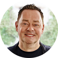 Portrait of chef Neven Maguire smiling.