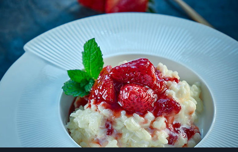  Vanilla & Lemon Rice Pudding with Strawberry Compote